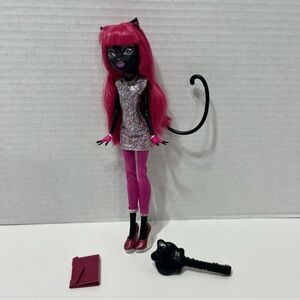 MONSTER HIGH Doll Catty Noir ScareMester doll toy